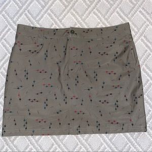 Eddie Bauer Adventurer 2.0 olive green southwestern print skirt skort size 16